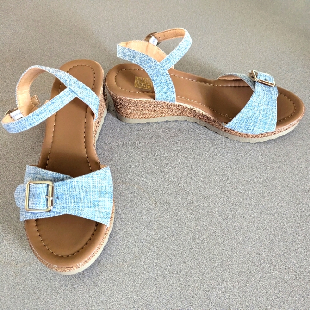 Women's plaforms heels color blue size 38